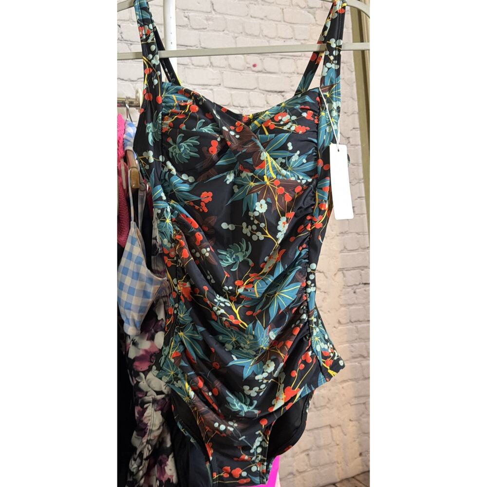 Itxel Botanical One Piece Twist Front Swim Black / Blue Women’s 8